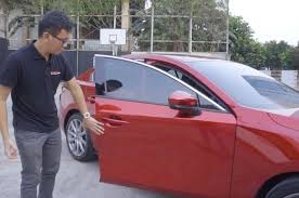 Memiliki hunian tanpa engsel pintu jelas tak ada artinya. Jangan Tunggu Rusak Ini Ciri Ciri Engsel Pintu Mobil Perlu Dilumasi Gridoto Com