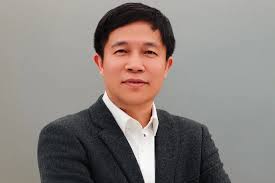 Shell to spend $1bn a year