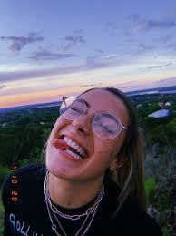 Madison Blackburn (@Madison20Marie)