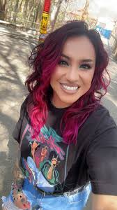 Berry much in love with this new color 🍓