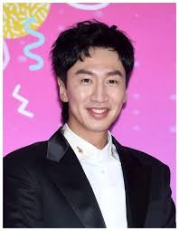 Korean series running man watch all episodes video in english sub, kissasian , dramacool, my drama list kshow online. æŽå…‰æ´™ é•¿é¢ˆé¹¿èƒŒå›äºšæ´²çŽ‹å­ åœ¨running Manæ´»è·ƒçš„11å¹´åŽ†å² æ˜Žæ˜Ÿå…«å¦ Running Man