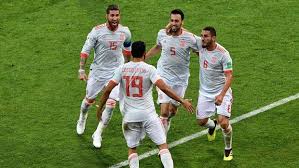 Le premiazioni e la chiusura del torneo si terranno il giorno 29 agosto alle ore 23.00. Portogallo Spagna 3 3 Ronaldo Che Tris Diego La Gazzetta Dello Sport