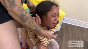 Sexy exotic Alicia Reign hooks up with Bryan on dating site for rough sex -  XNXX.COM