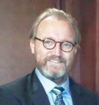 SHORT BIOGRAPHIES S P E A K E R S