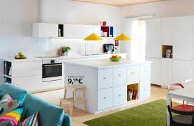 Ce meuble à l'avantage de pouvoir contenir toute votre. Cuisine Ikea Consultez Le Catalogue Cuisine Ikea Cote Maison