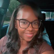 The baby of the bunch started school today with a smile ☺️.. ♥️First day of  Pre-K for Novah Ann♥️