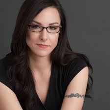 Teri Wade (@theevolvingart)