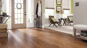 They are made up of geometrical patterns composed of individual wood slats held in place by mechanical fastening or. Laminate Floor Buying Guide