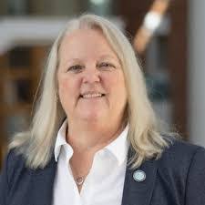 Keri Stein's Instagram, Twitter & Facebook