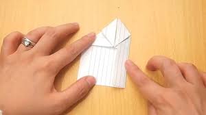 Refold the paper at the central fold. How To Make An Origami Jumping Frog From An Index Card 10 Steps