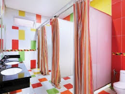 Sedang mencari keramik untuk kamar mandi minimalis di rumah anda ? 20 Contoh Model Keramik Kamar Mandi Terbaru Yang Sedang Tren