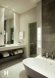 The Decor For Setting Up The Towels Bathroom Styling And Accessories The Hotel Murmuri In Hotel Bathroom Design Top Bathroom Design Bathroom Interior Design