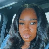 Mona Frazier's Instagram, Twitter & Facebook