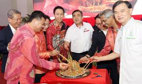 Последние твиты от ean yong hian wah (@eanyonghianwah). Majlis Rumah Terbuka Tahun Baru Ean Yong Hian Wah æ¬§é˜³æåŽ Facebook