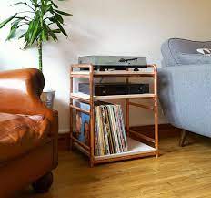 D'inspiration brésilienne, son style revisité à tout pour plaire aux amateurs de vinyles et meubles vintage ! 47 Meubles Pour Ranger Des Vinyles