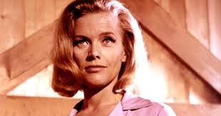 HONOR BLACKMAN (22 August 1925