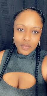 Who makes customized XXL-canvas photos, posters, or banners in Stockton or  Lodi?