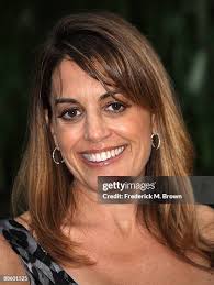 Laura Wasserman's Instagram, Twitter & Facebook