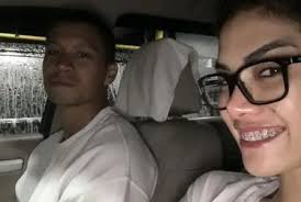 KABAR ARTIS : Hapus Foto Samuel Rizal, Nikita Mirzani Putus Cinta?