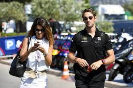 Romain grosjean will compete in a select number of indycar races this season for dayle coyne grosjean made the announcement just over two months after his miraculous escape from a burning. Fotostrecke Unter Der Haube Diese Formel 1 Fahrer Haben Sich Getraut Foto 1 11