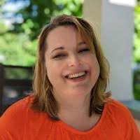 Tina Bayer's Instagram, Twitter & Facebook