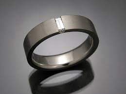 Modern Wedding Bands For Men With Muzhskoe Obruchalnoe Kolco Modnye Kolca Unikalnye Obruchalnye Kolca