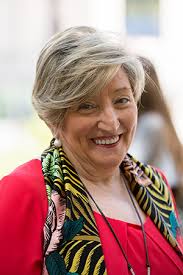 Noticia UPV: La jefa del servicio de Oncología del Hospital Clínico de  Valencia imparte una conferencia el miércoles 3 de abril, a las 12.30 h, en  el Paraninfo