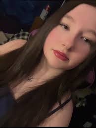 Abigail Geyer's Instagram, Twitter & Facebook