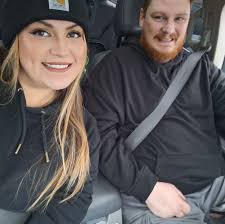 Free Maternity Photography Session for Pregnant Women