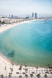 Oavsett om du vill bygga sandslott eller surfa på vågorna är denna. Postcards From Barcelona Bikinis Passports