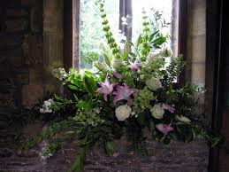 Bedford Florist Fleurette Wedding Ceremony Flowers In Bedford Bedfordshire Church Wedding Flowers Church Flowers Wedding Ceremony Flowers