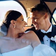 Bermuda Wedding &amp; Honeymoon by North South Net, Inc.