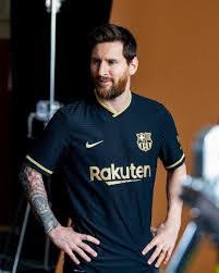 Desain kaos sepak bola keren. 5 Klub Top Eropa Dengan Desain Jersey Menarik Okezone Bola