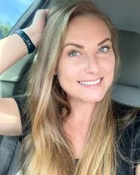 Kristine Delaney's Instagram, Twitter & Facebook