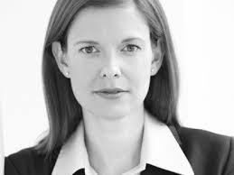 Julia Peters's Instagram, Twitter & Facebook