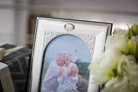 Aggiungi alla lista dei desideri. Regali Per 50 Anni Di Matrimonio Cosa Regalare Alle Nozze D Oro