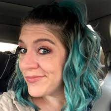 Life is so easy when you have the perfect color fade to create something a little new did you. What Color Does Blue Hair Dye Fade To How To Keep The Color From Fading