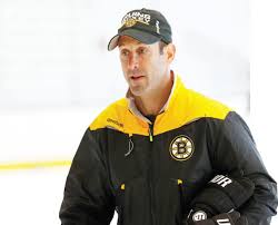 Se desconocen las causas del fallecimiento del músico de 56 años, que se desvaneció en la calle este jueves mientras caminaba. Jay Pandolfo Talks Stanley Cups And Martin Brodeur