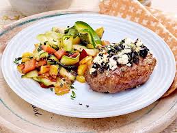 Akropolis Frikadellen Mit Paprika Zucchini Gemuse Rezept Lecker Rezept Rezepte Zucchini Gemuse Lecker