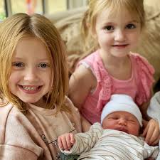 Kelly Levesque (@musicbykel) • Instagram photos and videos