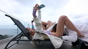 18 y.o. StepSisters can not play cards but they suck and fuck very well! -  XXXi.PORN Video