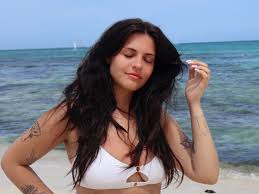 Valerie Lepelch - Free pics, galleries & more at Babepedia