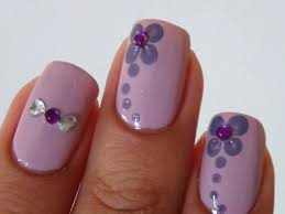 Click here for the chicest nail designs in fact, certain nail designs almost seem to lend themselves better to a shorter length than long. Nail Art Designs For Short Nails Thefashiontamer Com