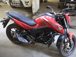 Once you get the honda hornet 160r all fired up though, it sounds revs and responds like the unicorn 160. Second Hand Honda Cb Hornet 160r Bs4 In Kolkata Used Bikes For Sale