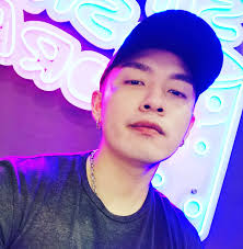 NigelForn 健身教练- 没有什么事是过不去的生日快乐孩子😉