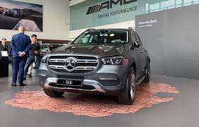 It is here to help you look for your next luxury german ride. All New Mercedes Benz Gle Lands In Manila With P5 690m Introductory Price Go Flat Out Ph