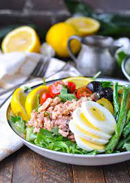 Easy Tuna Nicoise Salad Recipe Nicoise Salad Tuna Nicoise Salad Nicoise Salad Recipe