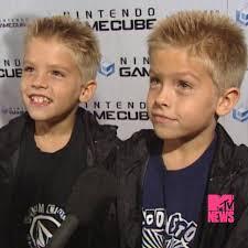 Dylan thomas sprouse (born august 4, 1992) is an american actor and entrepreneur. Mtv Tbtmtv Dylan And Cole Sprouse 2001 Facebook