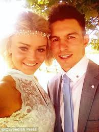 From bullied to beauty queen: Woman tormented about her eczema by school  bullies goes