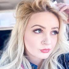 Thalia Ruiz's Instagram, Twitter & Facebook